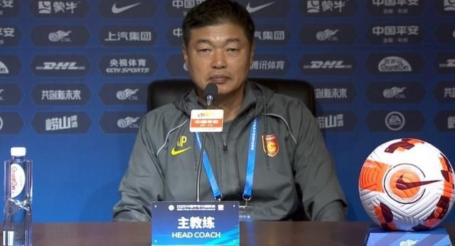 钱被接受了，但孔希塔只派厄尔·莫勒尼托送来一个字条，上面写着:我原想委身于您，可您却想买我，这样，您永远也见不到我了。